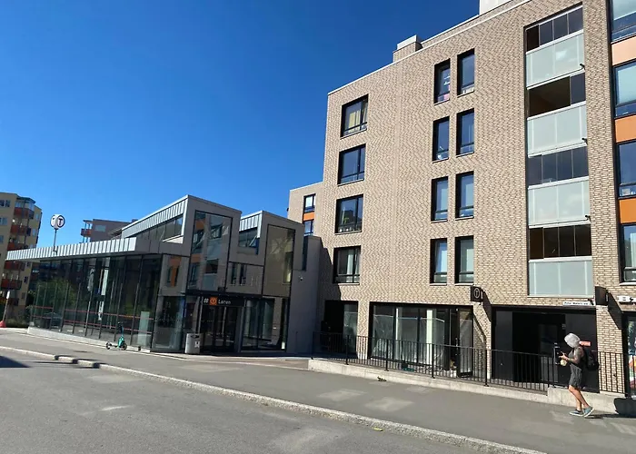 Charm In Loren, * Oslo